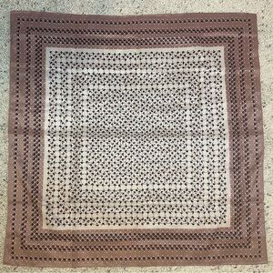 Vintage Totes Water Repellent 27” Square Rain Scarf Mauve Umbrellas Pattern